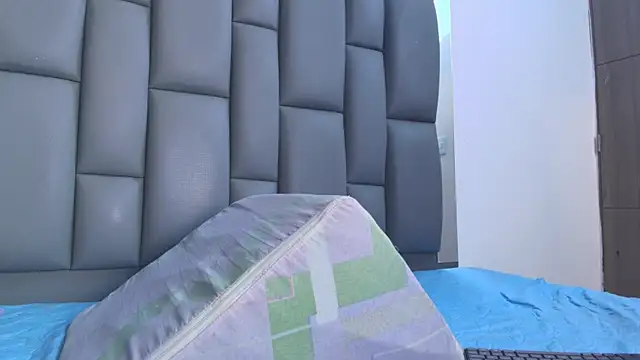 kissme luna online show from 10, 1, 2026