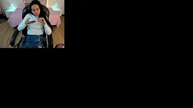 Mariam Lopez   online show from 1, 5, 2026