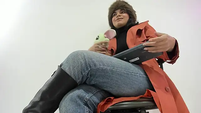 Angelina rossy online show from 14, 9, 2025