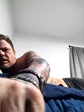 Snapshot of WiltedYeller chatting on 5, 3, 2026 WiltedYeller online show from 5, 3, 2026