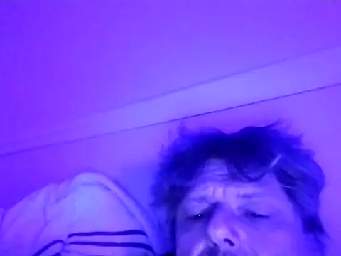 Snapshot of WiltedYeller chatting on 25, 3, 2026 WiltedYeller online show from 25, 3, 2026