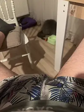 Snapshot of dicksmallll chatting on 15, 3, 2026 dicksmallll online show from 15, 3, 2026