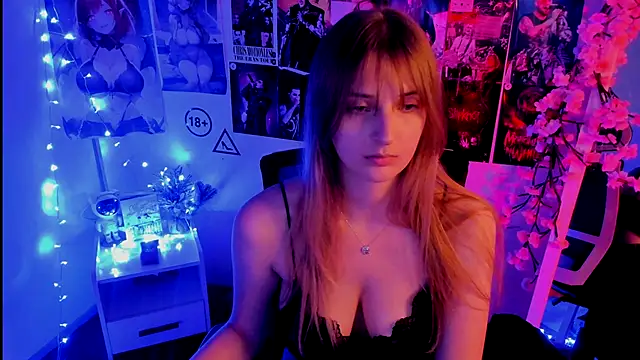 Snapshot of NeyliDream chatting on 13, 11, 2025 NeyliDream online show from 13, 11, 2025