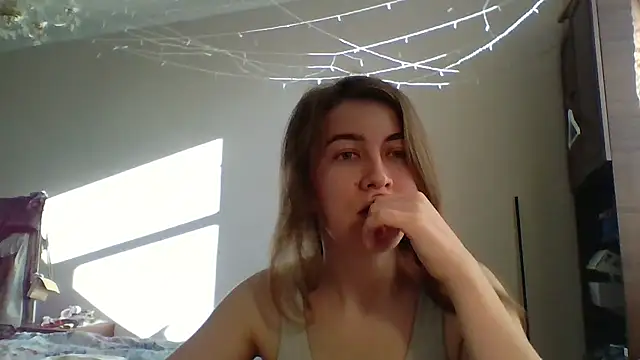 Snapshot of Mireeina chatting on 30, 7, 2026 Mireeina online show from 30, 7, 2026