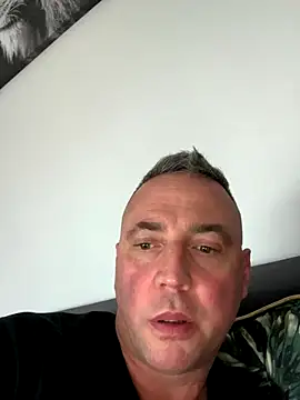 Marronglace1 online show from 8, 1, 2026