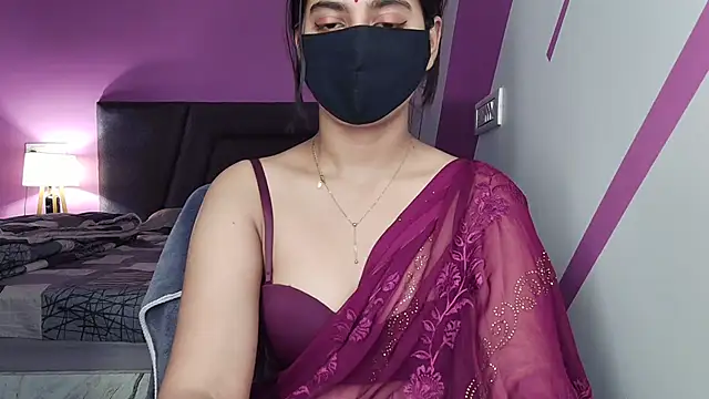 Snapshot of Tanya-mittal chatting on 4, 7, 2026 Tanya-mittal online show from 4, 7, 2026