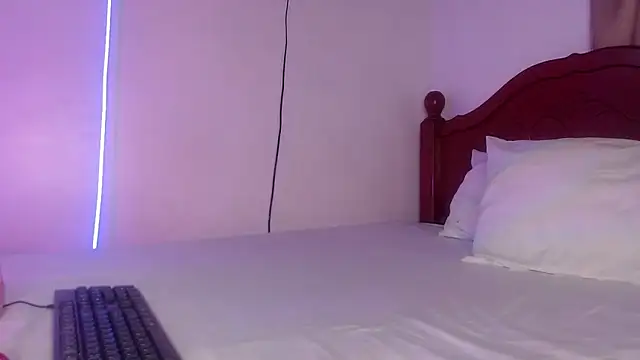 Snapshot of Fiorela_1 chatting on 7, 3, 2026 Fiorela 1 online show from 7, 3, 2026