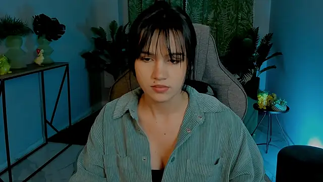 MonicaFarmer online show from 19, 11, 2025