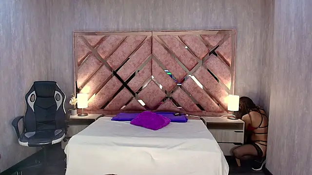 ANABELL BROWN online show from 11, 11, 2025