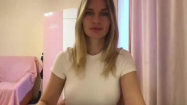 KarelliaStar online show from 5, 5, 2026