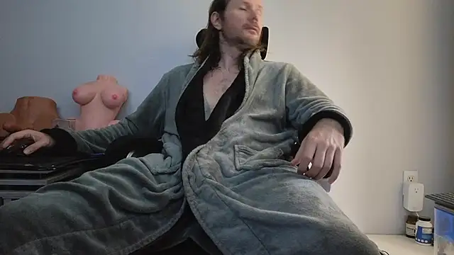 AlbinoAdonis online show from 3, 10, 2025