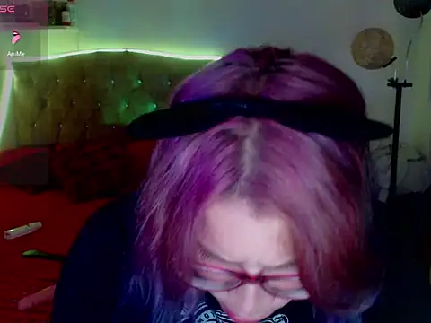 Amatista 11 online show from 11, 11, 2025