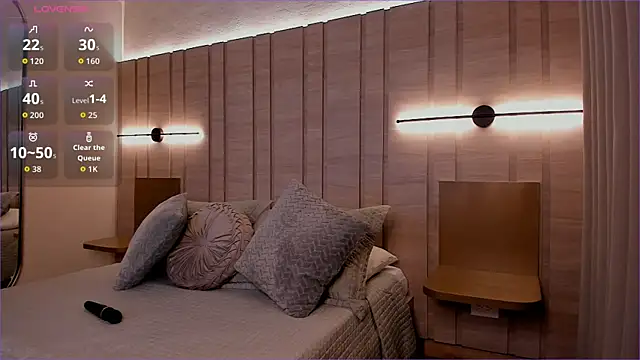 Snapshot of CorinaBrown_ chatting on 17, 9, 2025 CorinaBrown online show from 17, 9, 2025