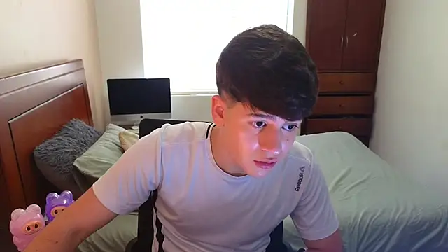 tightncuteass online show from 29, 9, 2025