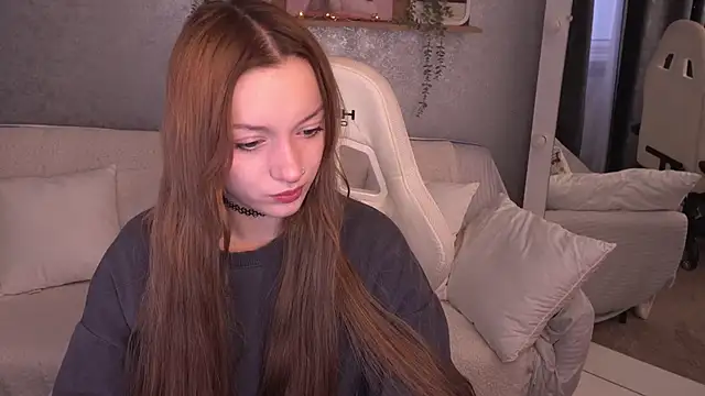 FoxyMayy online show from 5, 12, 2025