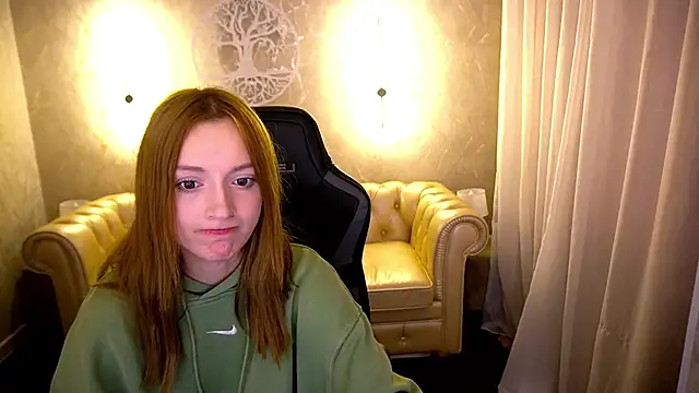 FoxyMayy online show from 28, 7, 2026