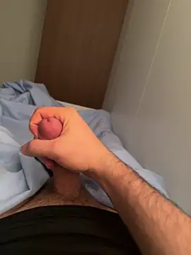 LAZ3R1 online show from 1, 3, 2026