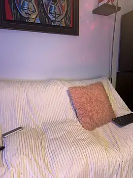 GabyMejiaa online show from 18, 11, 2025