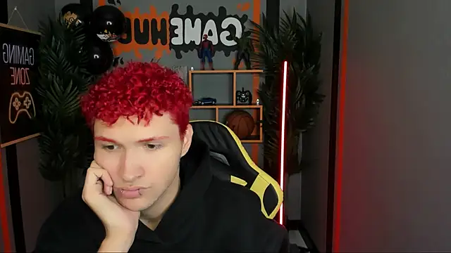 Snapshot of JonnyDarka chatting on 3, 11, 2025 JonnyDarka online show from 3, 11, 2025