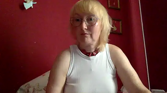 Snapshot of Zeyona chatting on 25, 7, 2026 Zeyona online show from 25, 7, 2026