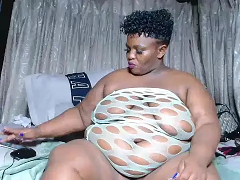 Bustyboobs02xx online show from 4, 11, 2025