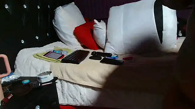 Bustyboobs02xx online show from 3, 5, 2026