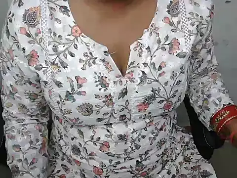 Snapshot of bold_naina chatting on 7, 10, 2025 bold naina online show from 7, 10, 2025