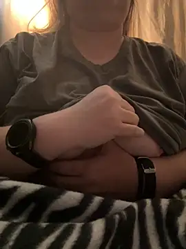 lindamarie  online show from 12, 9, 2025