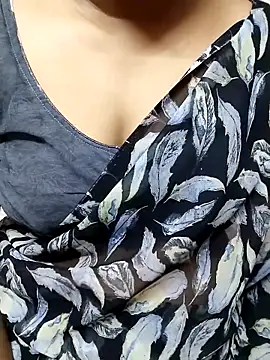 Snapshot of preethi-lovely chatting on 14, 9, 2025 preethi-lovely online show from 14, 9, 2025