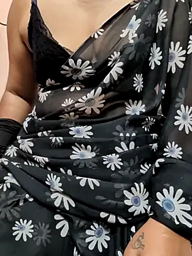 Snapshot of preethi-lovely chatting on 28, 10, 2025 preethi-lovely online show from 28, 10, 2025