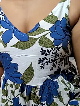 Snapshot of preethi-lovely chatting on 21, 11, 2025 preethi-lovely online show from 21, 11, 2025