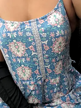 Snapshot of preethi-lovely chatting on 29, 11, 2025 preethi-lovely online show from 29, 11, 2025