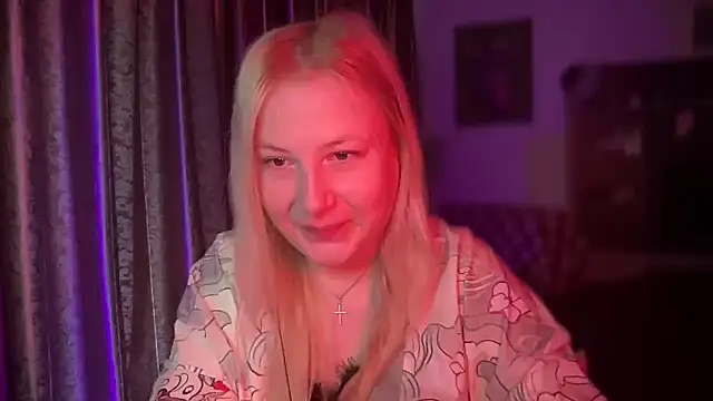 BikiHellena online show from 18, 12, 2025