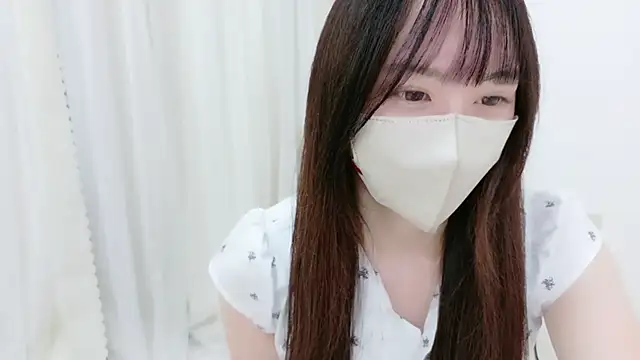  Mia land  online show from 3, 10, 2025