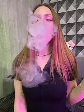 Elizabeth Tay online show from 4, 5, 2026