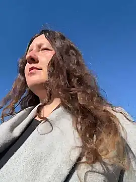 Snapshot of AnielaMarie chatting on 22, 9, 2025 AnielaMarie online show from 22, 9, 2025