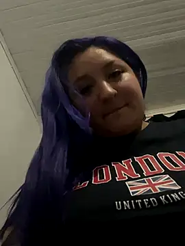 Emma  Fox  online show from 16, 9, 2025