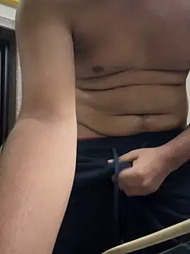 Snapshot of engineerboy14 chatting on 28, 9, 2025 engineerboy14 online show from 28, 9, 2025