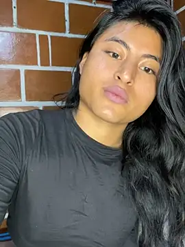 Michelle Narvaez online show from 20, 12, 2025