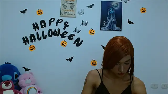PinkLuna LolaBloom online show from 27, 10, 2025
