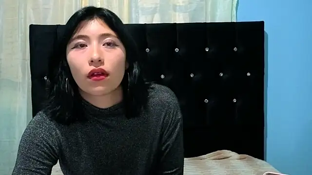 Snapshot of Sullyoonn chatting on 12, 10, 2025 Sullyoonn online show from 12, 10, 2025