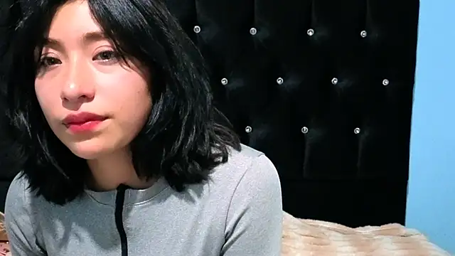 Snapshot of Sullyoonn chatting on 24, 10, 2025 Sullyoonn online show from 24, 10, 2025