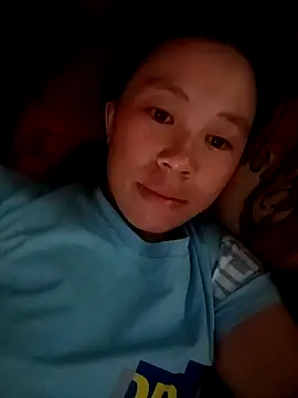 Snapshot of lyuyenkk chatting on 18, 9, 2025 lyuyenkk online show from 18, 9, 2025