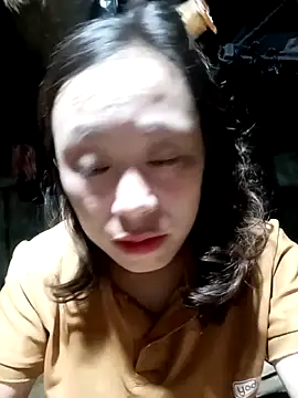 Snapshot of lyuyenkk chatting on 3, 10, 2025 lyuyenkk online show from 3, 10, 2025