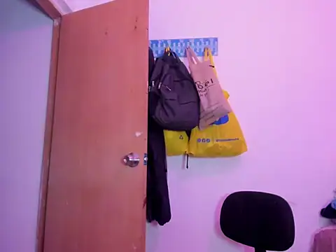 Annie rosse1017 online show from 11, 2, 2026