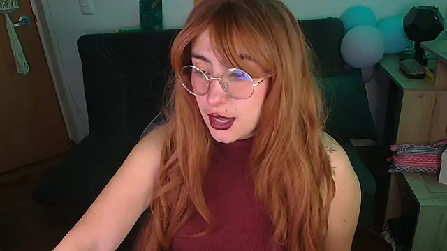 Miacatsito3 online show from 3, 12, 2025