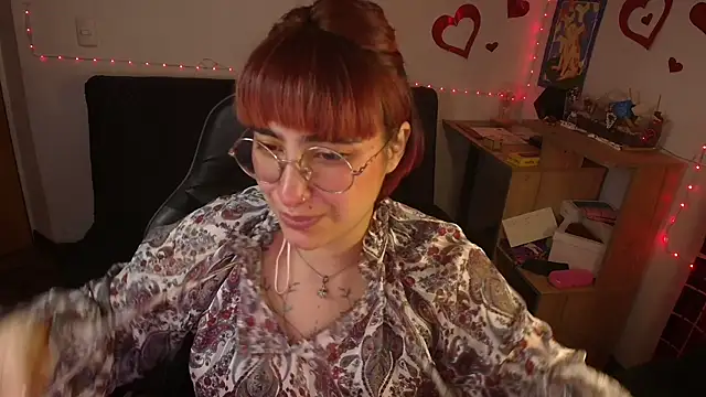 Miacatsito3 online show from 12, 5, 2026