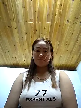 Snapshot of Dung_x chatting on 10, 10, 2025 Dung x online show from 10, 10, 2025