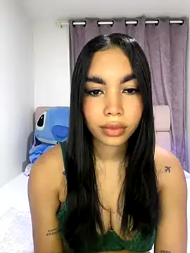 karolaalcendra online show from 26, 11, 2025