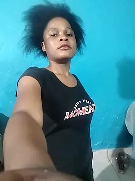 BlondieBitch online show from 17, 12, 2025